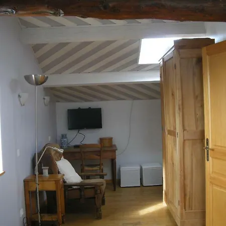 Briassou Farm stay Grazac (Auvergne)